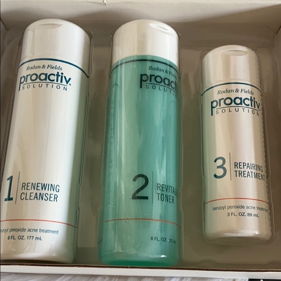 Proactiv solution 3 step kit - Picture 3 of 5